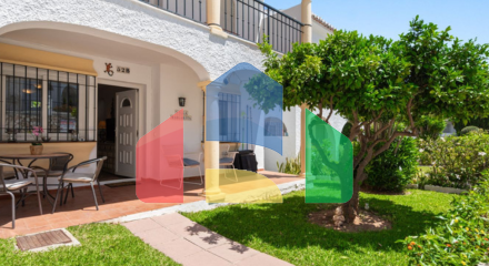 Очаровательная Квартира с Садом и 2 Спальнями с Видом на Бассейн в Сердце Торребланки