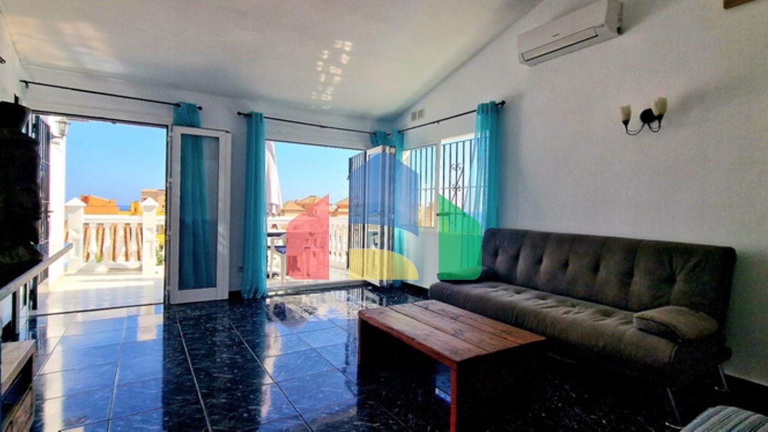 Изысканный прибрежный дуплекс с туристической лицензией