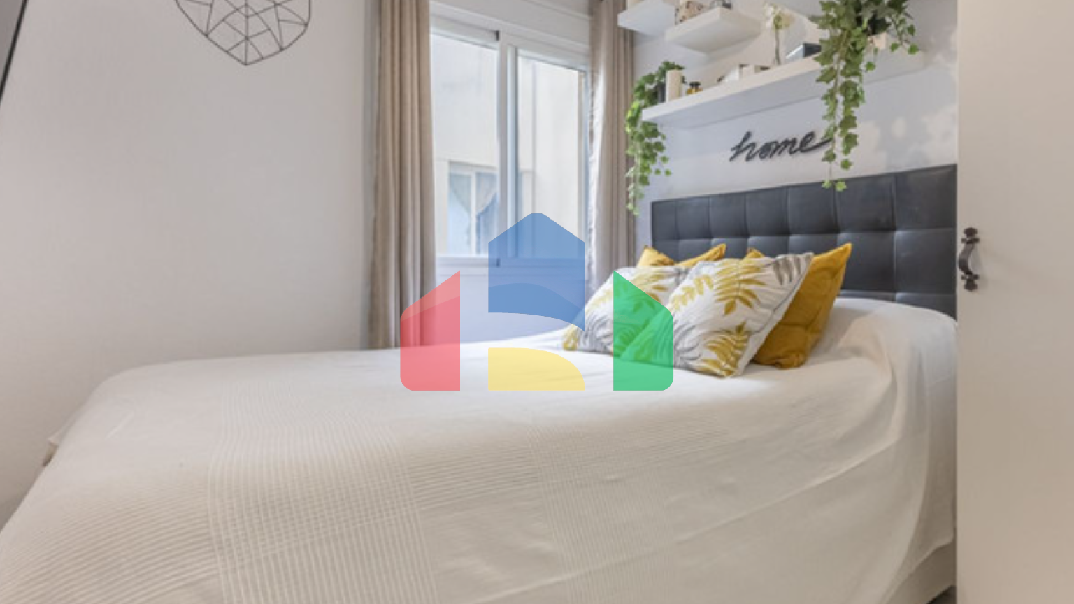 Просторная и светлая квартира с видом на море и горы в Торребланка