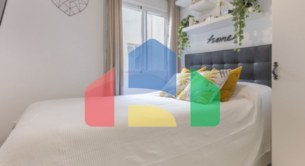 Просторная и светлая квартира с видом на море и горы в Торребланка