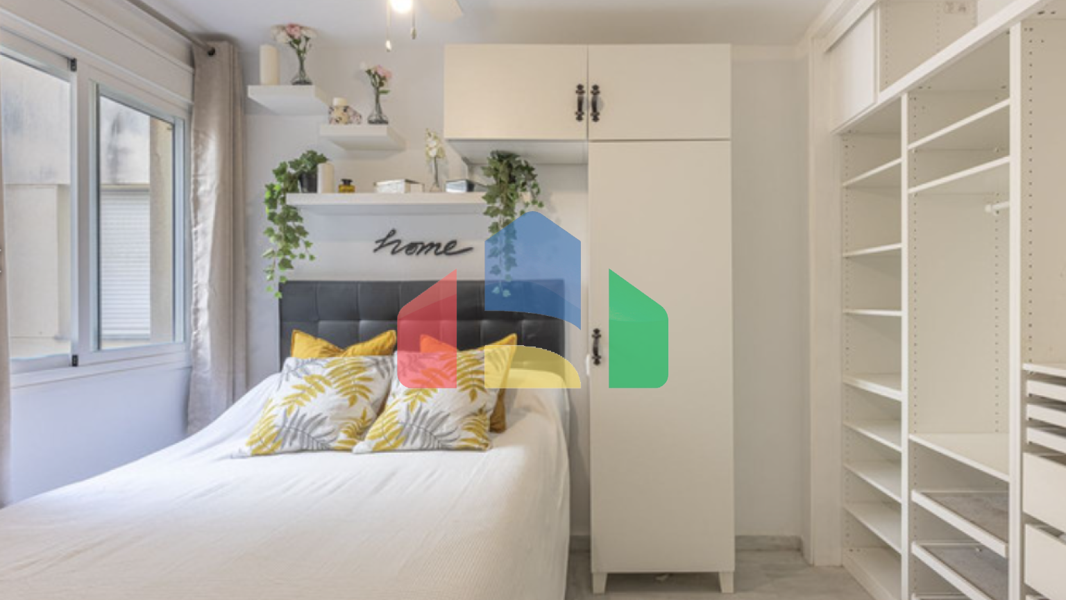 Просторная и светлая квартира с видом на море и горы в Торребланка