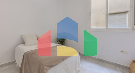 Просторная и светлая квартира с видом на море и горы в Торребланка