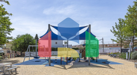 Просторная и светлая квартира с видом на море и горы в Торребланка