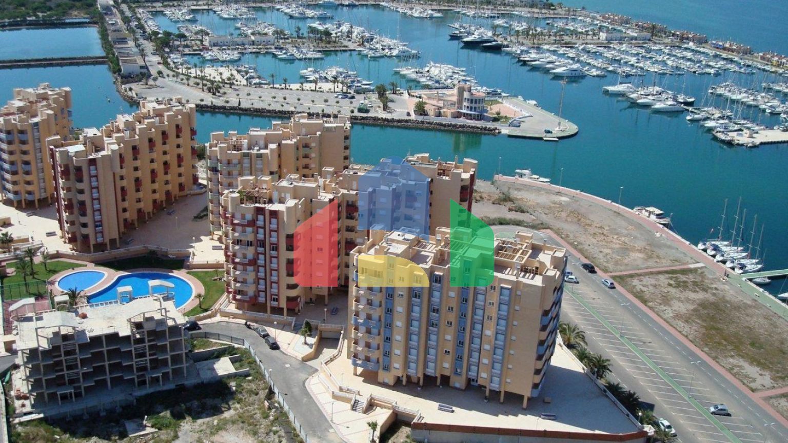 КРАСИВЫЕ КВАРТИРЫ С ВИДОМ НА МОРЕ В ЛА МАНГЕ