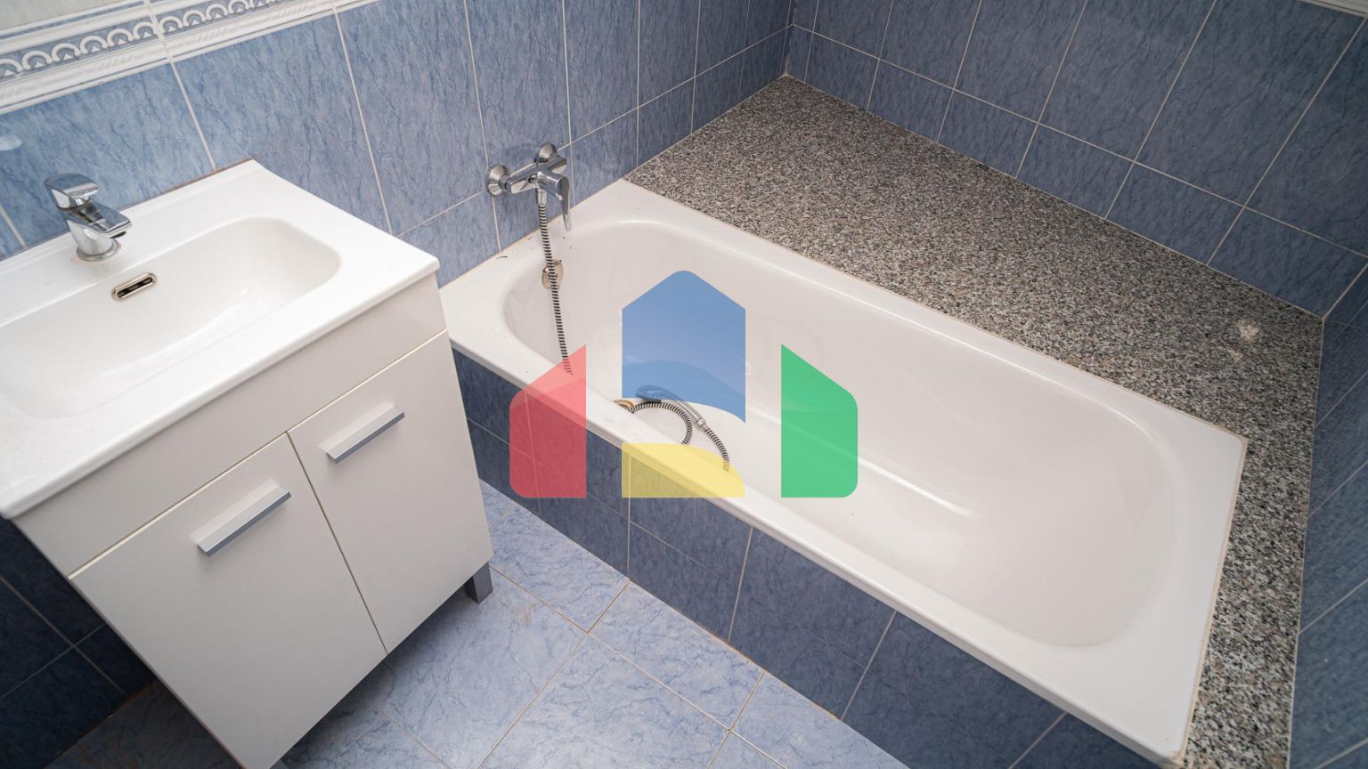 Buhardilla в Oviedo ID AS024