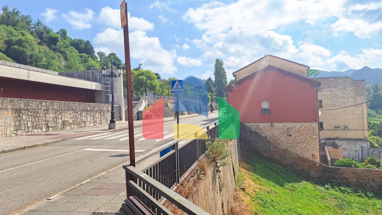 Buhardilla в Oviedo ID AS024