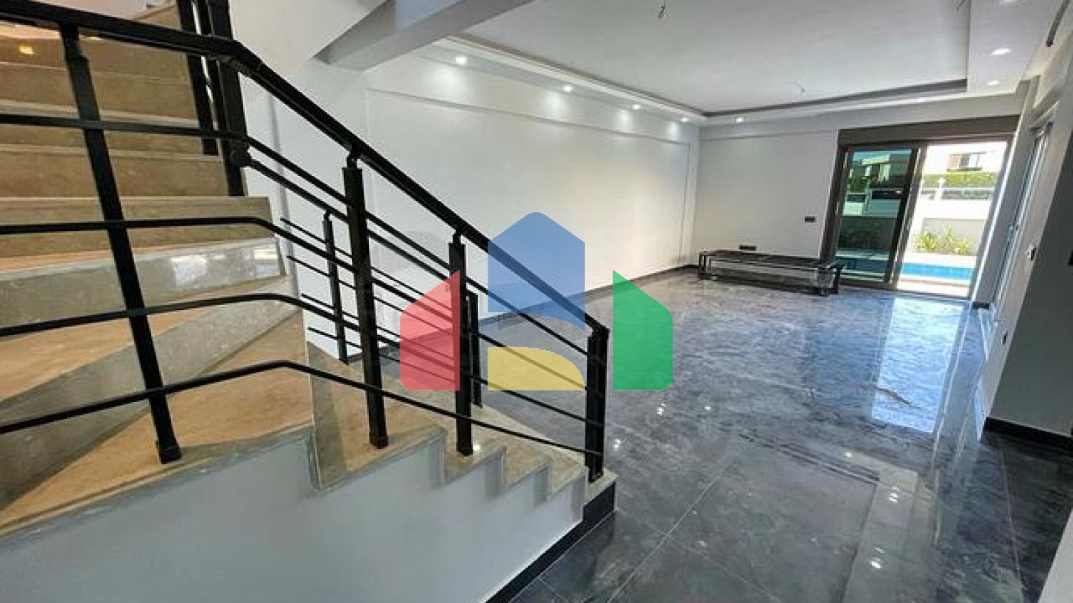 Вілли 4 + 1 з особистим басейном в кадрі Белеку