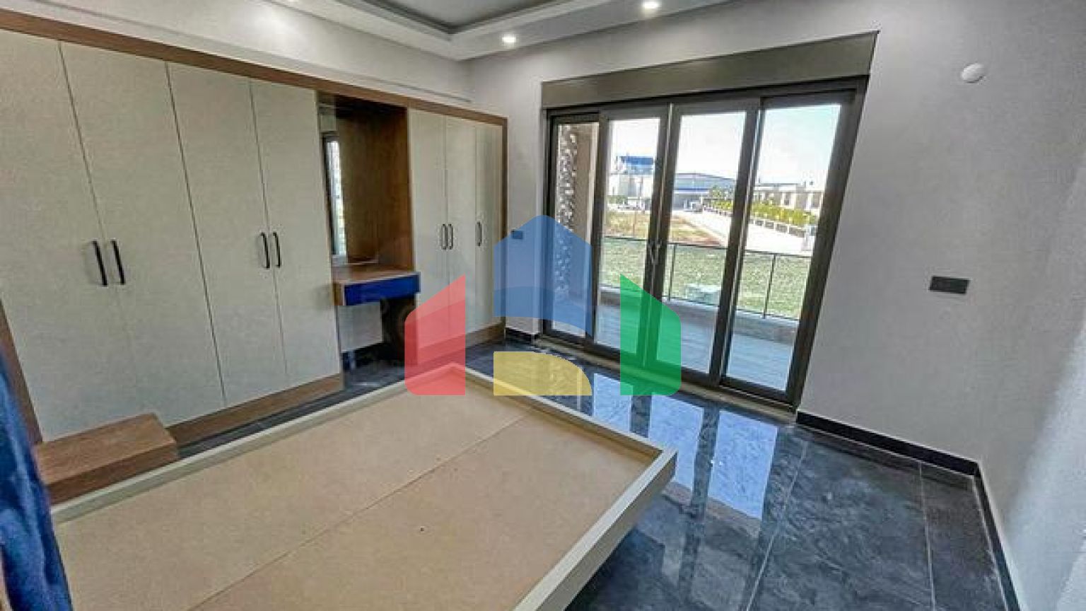 Вілли 4 + 1 з особистим басейном в кадрі Белеку