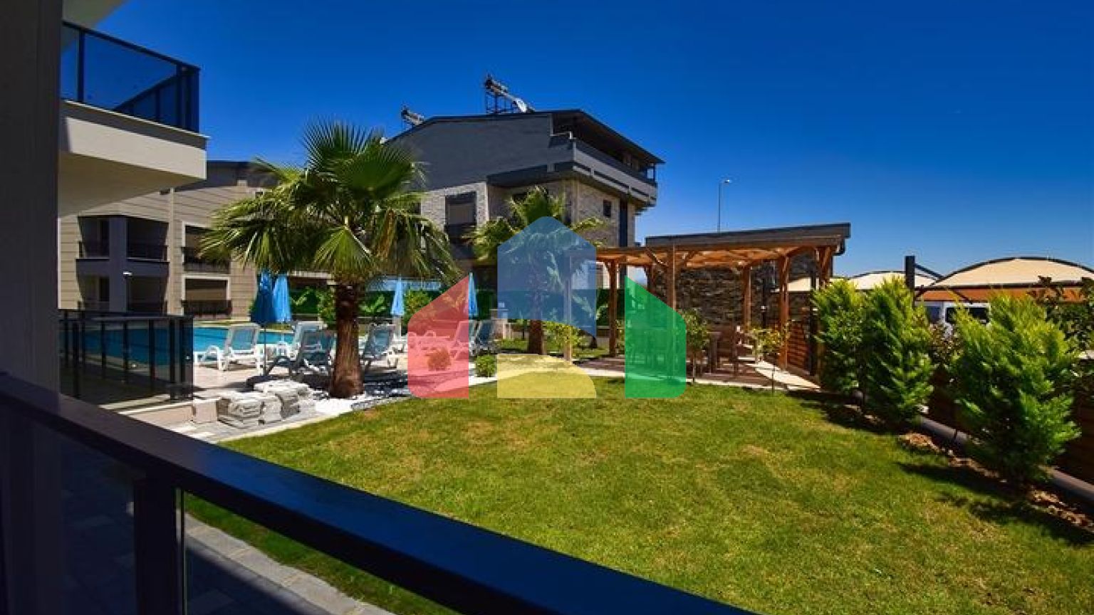 Квартиры планировки 1+1 ,  2+1 и 4+1 дуплекс в районе Белек - Анталия