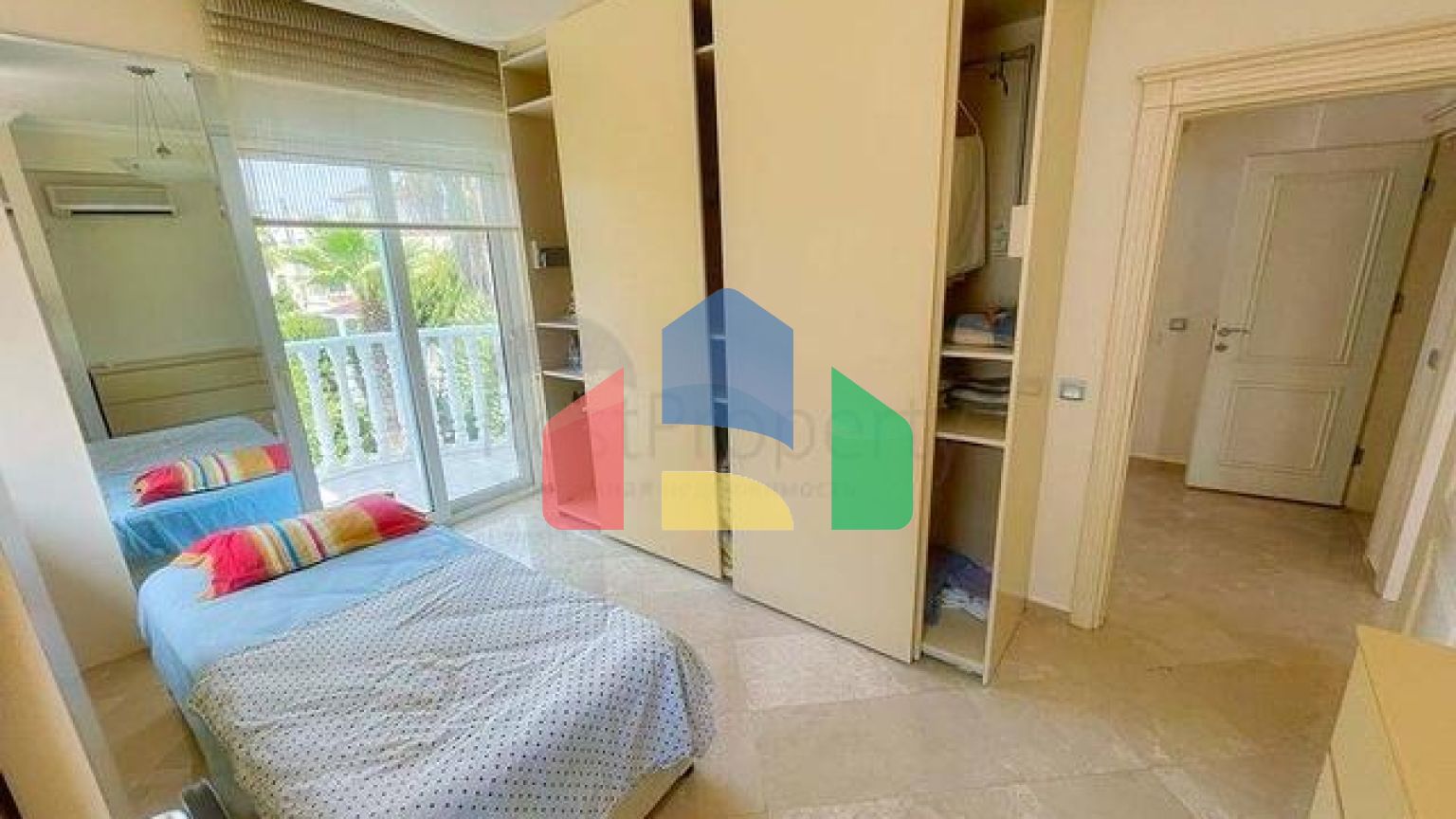 Вілла планування 3 + 1 розміром 320 м2 в районі Белек