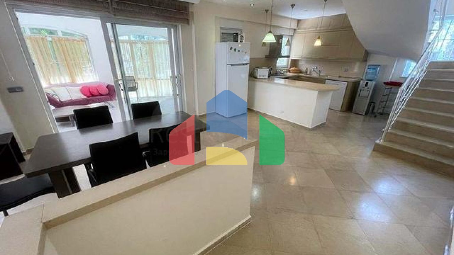 Вілла планування 3 + 1 розміром 320 м2 в районі Белек