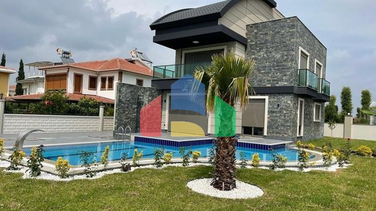 Вилла с бассейном планировки 5+1 в районе Белек - Анталия