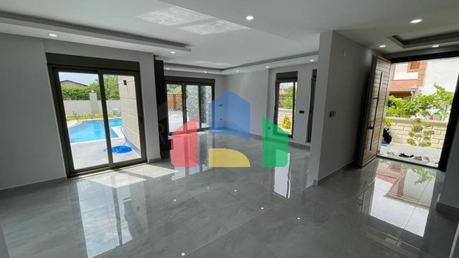 Вилла с бассейном планировки 5+1 в районе Белек - Анталия