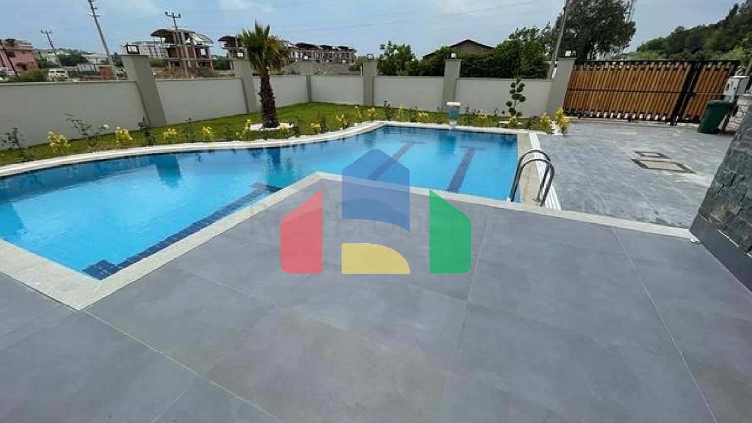 Вилла с бассейном планировки 5+1 в районе Белек - Анталия