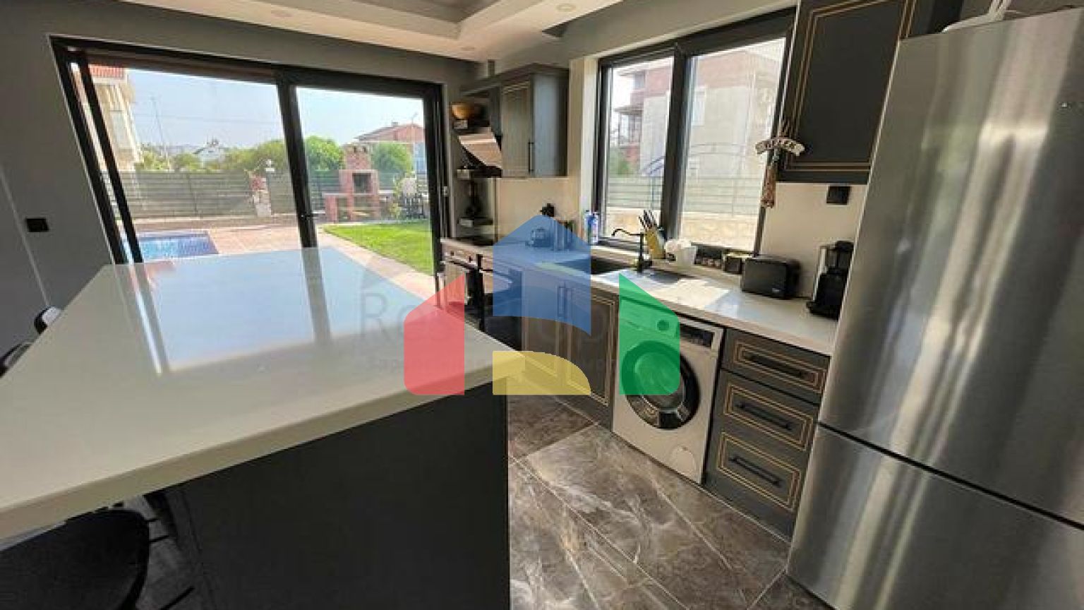 Квартира планировки 4+1 дуплекс в районе Белек - Анталия