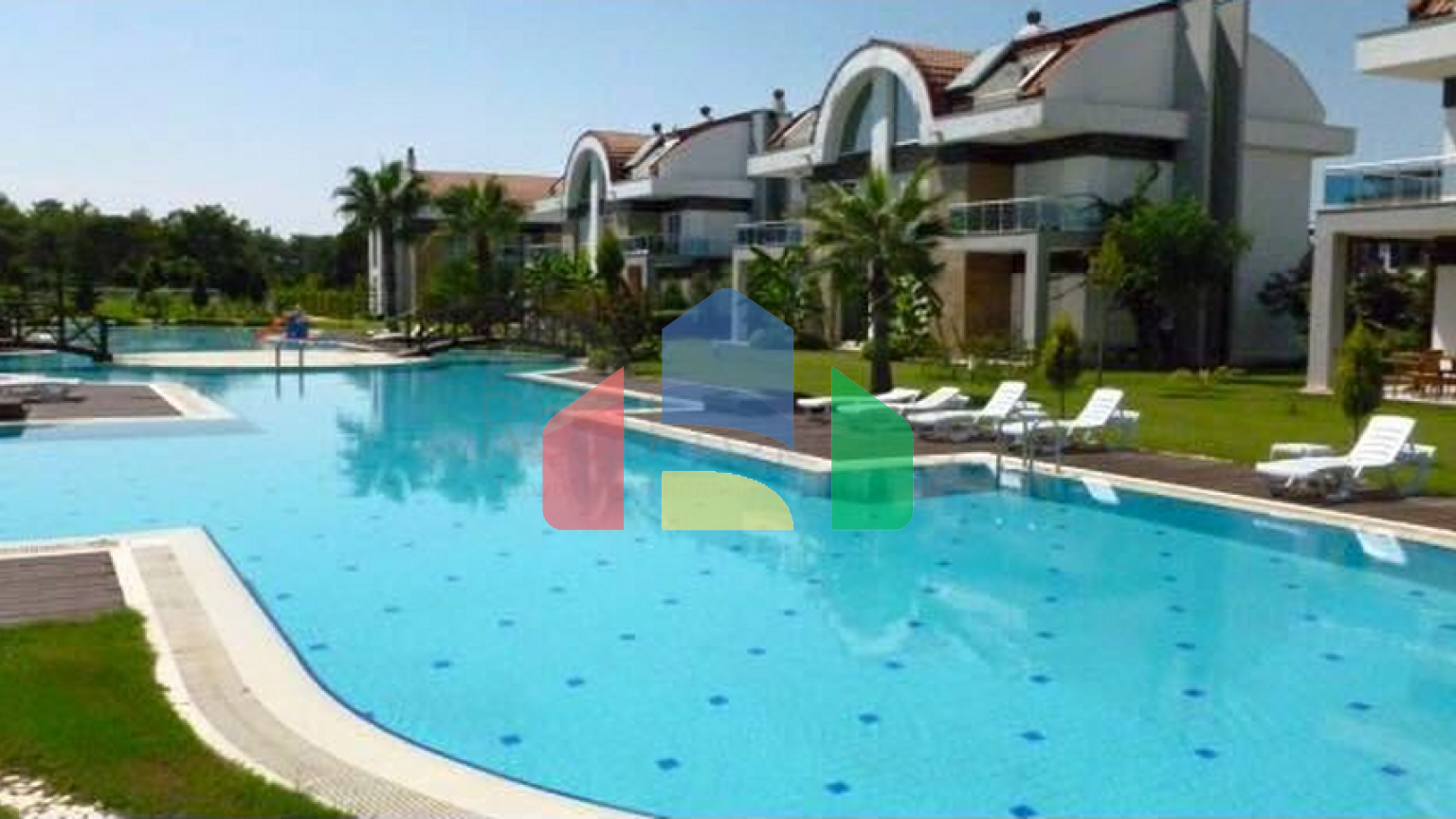 Вилла 4+1 с мебелью рядом с Национальным гольф клубом в Кадрие Белеке