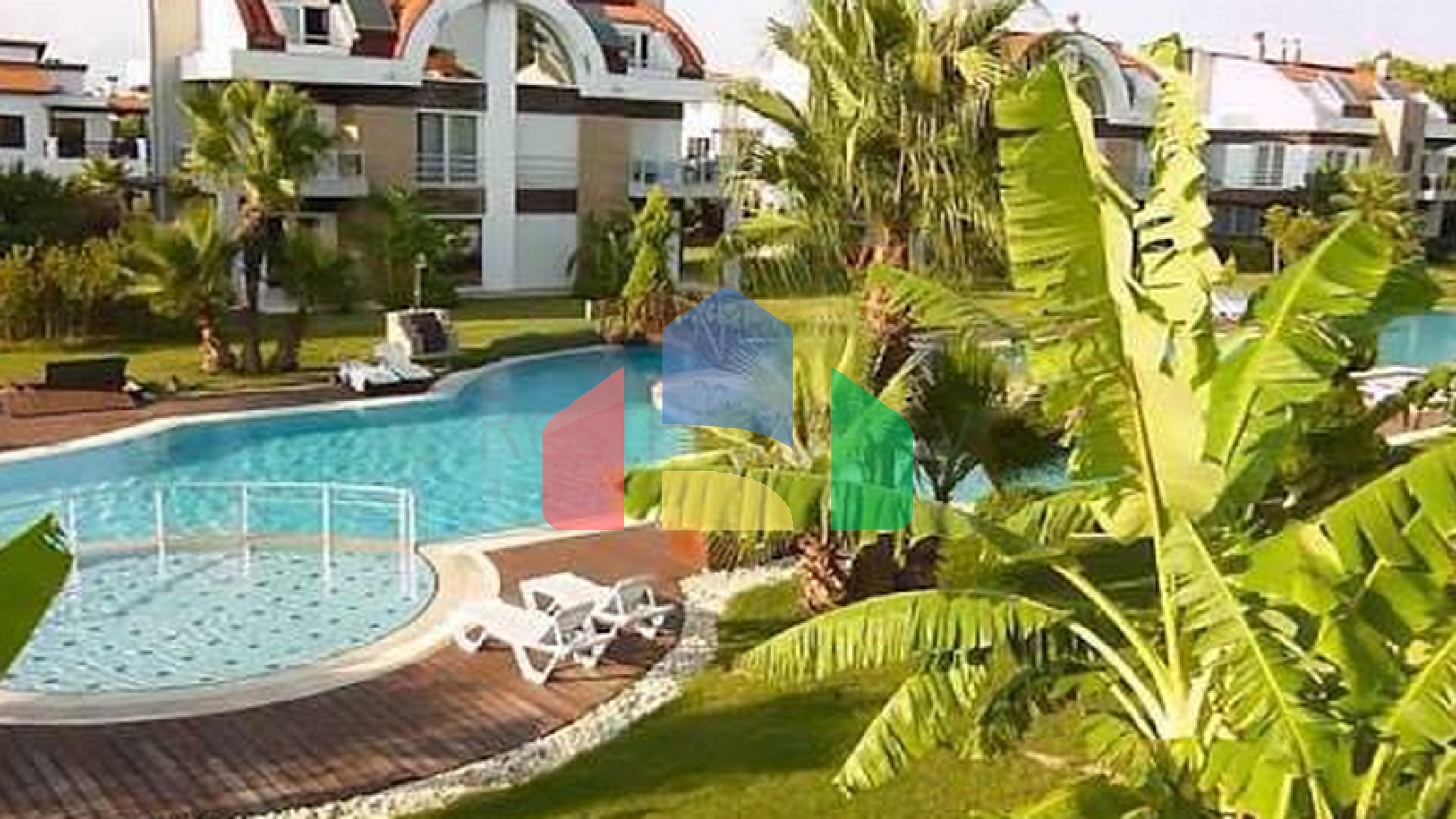 Вилла 4+1 с мебелью рядом с Национальным гольф клубом в Кадрие Белеке