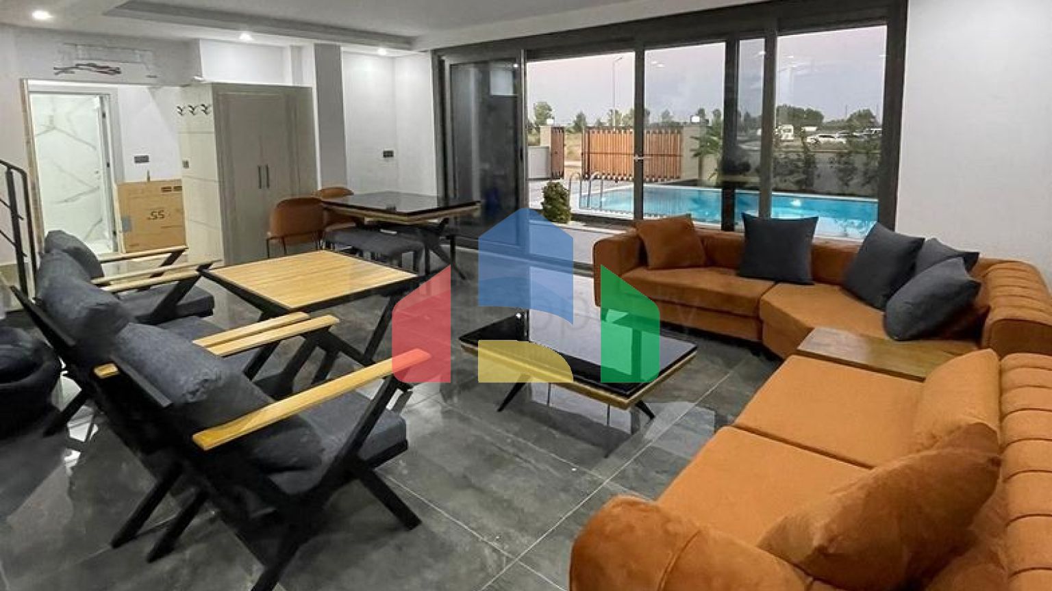 Вилла планировки 4+1 в микрорайоне Кадрие - Анталия