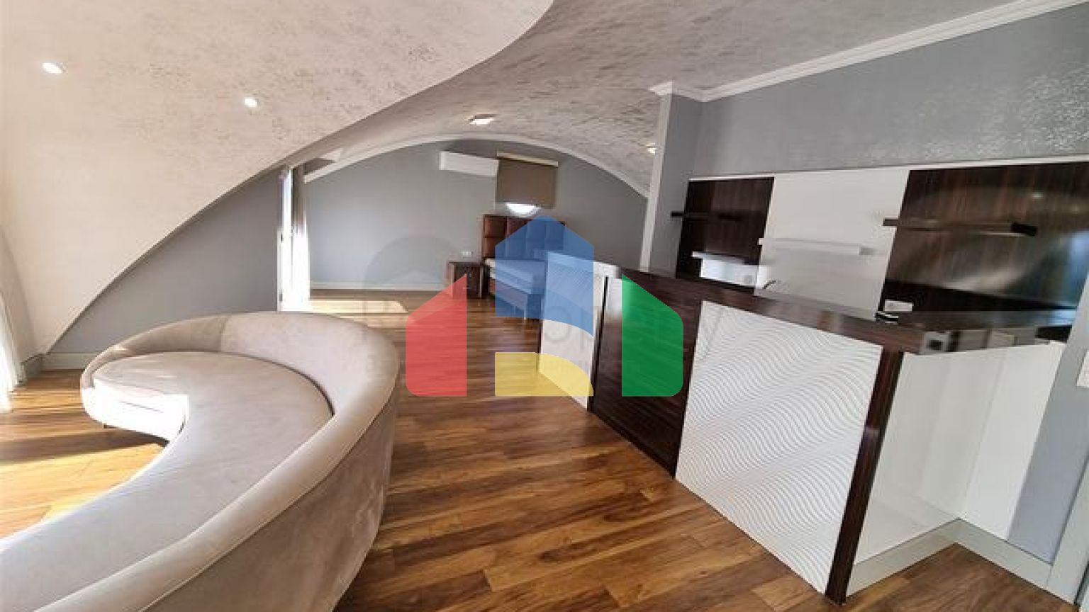 Вилла планировки 4+1 в микрорайоне Кадрие - Анталия