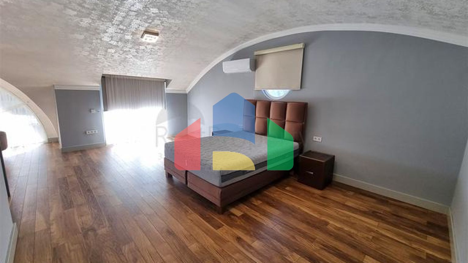 Вилла планировки 4+1 в микрорайоне Кадрие - Анталия