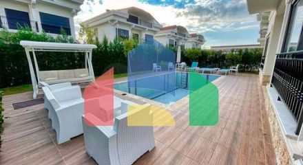 Виллы на завершении строительства в центре Белека