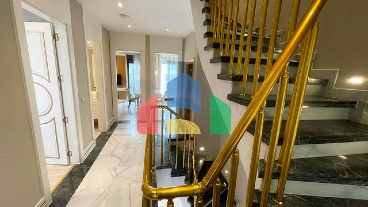 Виллы на завершении строительства в центре Белека