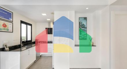 Независимая вилла с туристической лицензией и высокой доходностью — Вилламартин (Ориуэла Коста)