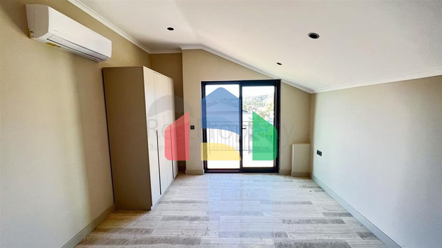 Вілла планування 4 + 1 в районі Фетхіє - Анталія