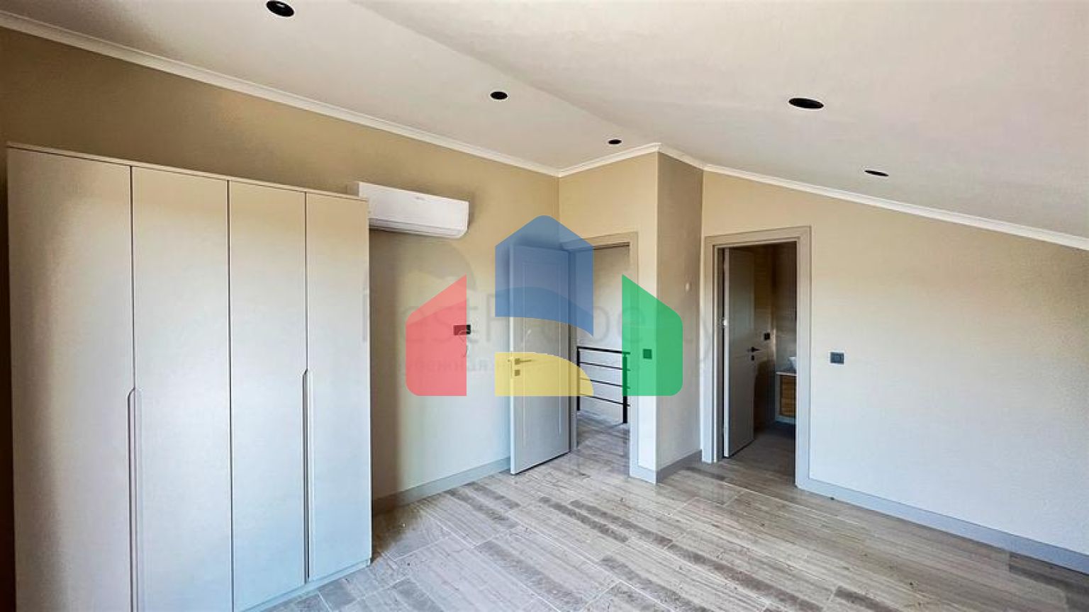 Вілла планування 4 + 1 в районі Фетхіє - Анталія