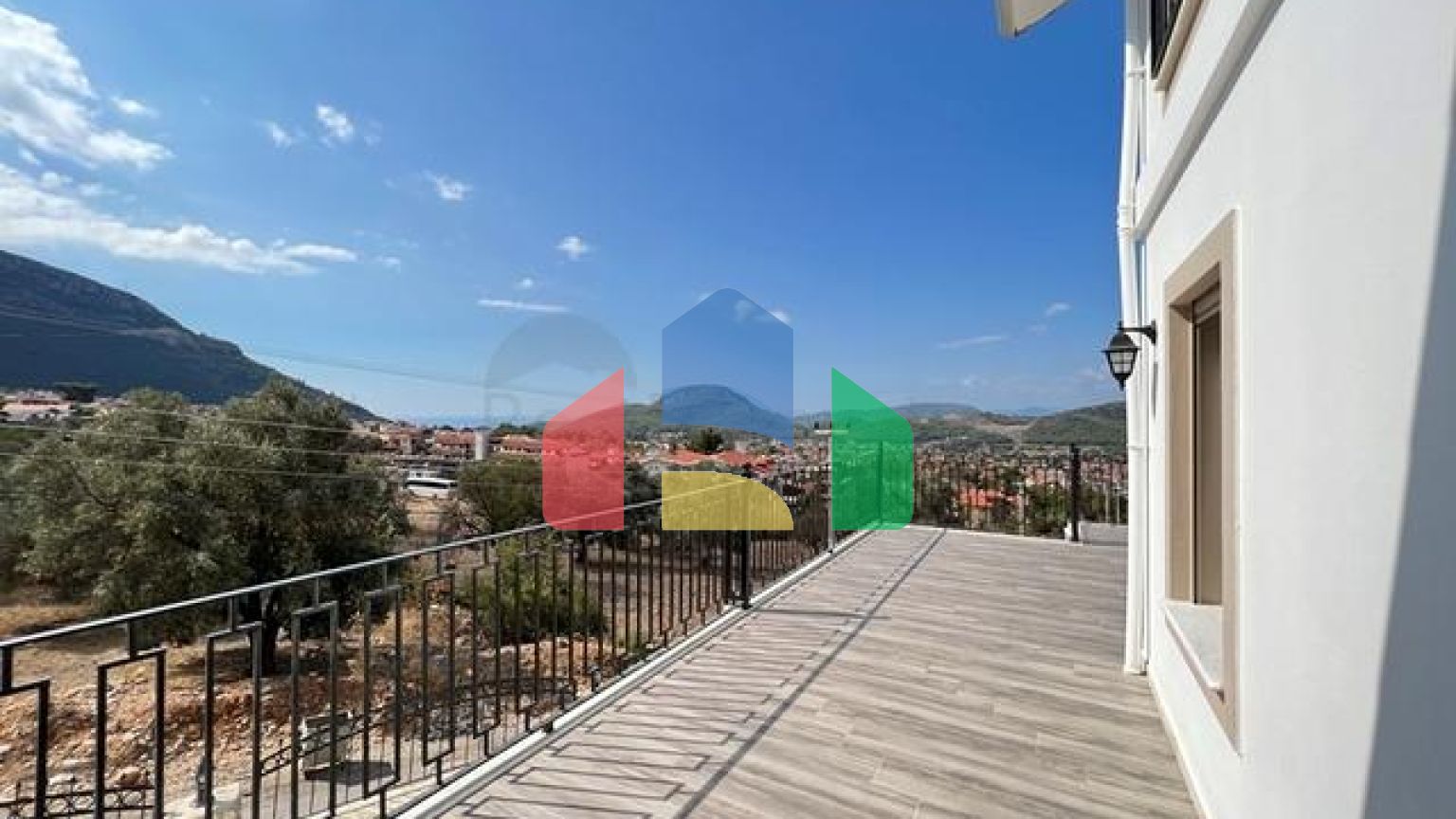 Вілла планування 4 + 1 в районі Фетхіє - Анталія