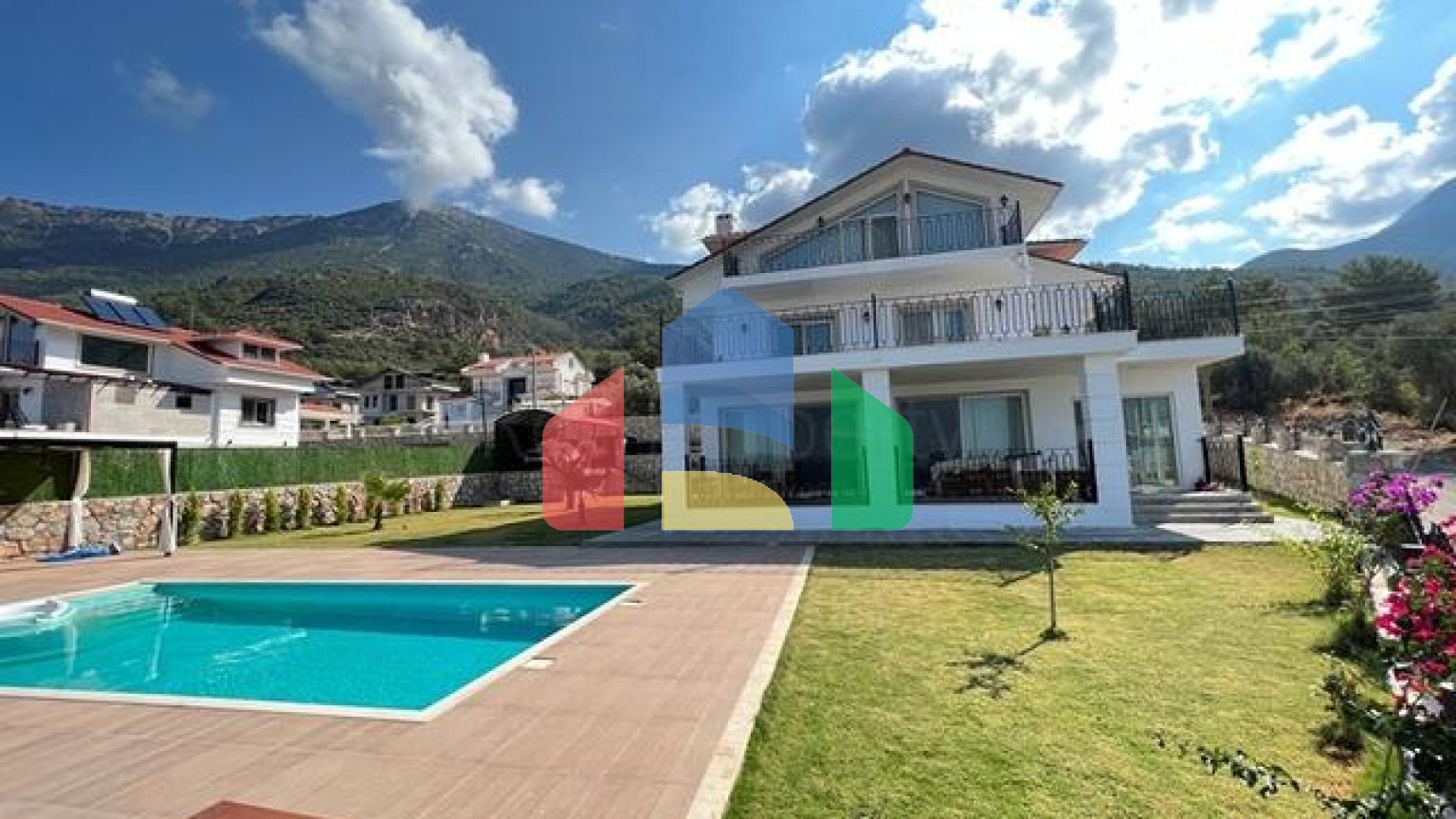 Вілла планування 4 + 1 в районі Фетхіє - Анталія