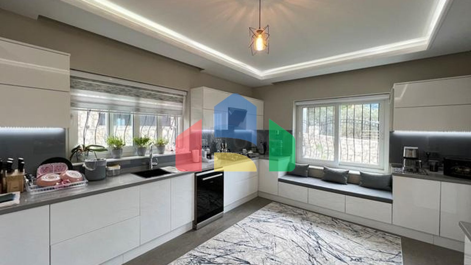 Вілла планування 4 + 1 в районі Фетхіє - Анталія