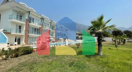 Квартира 2+1 с видом на горы , с большим бассейном -  Оваджыик