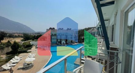 Квартира 2+1 с видом на горы , с большим бассейном -  Оваджыик