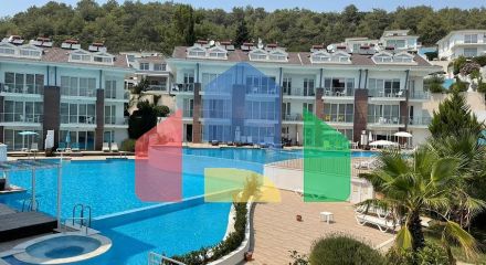 Квартира 2+1 с видом на горы , с большим бассейном -  Оваджыик