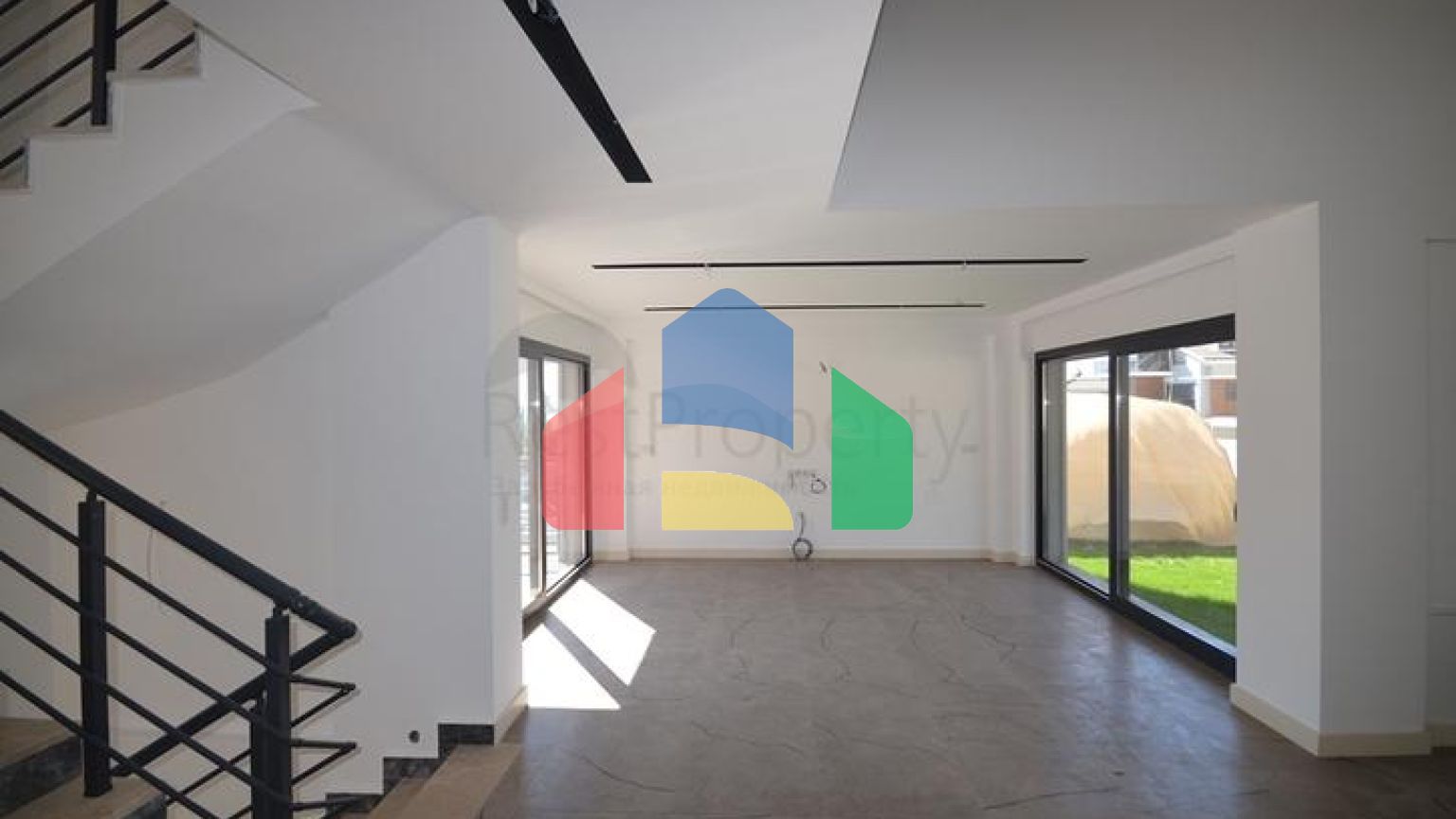 Вилла планировки 5+1 в районе Фетхие - Анталия