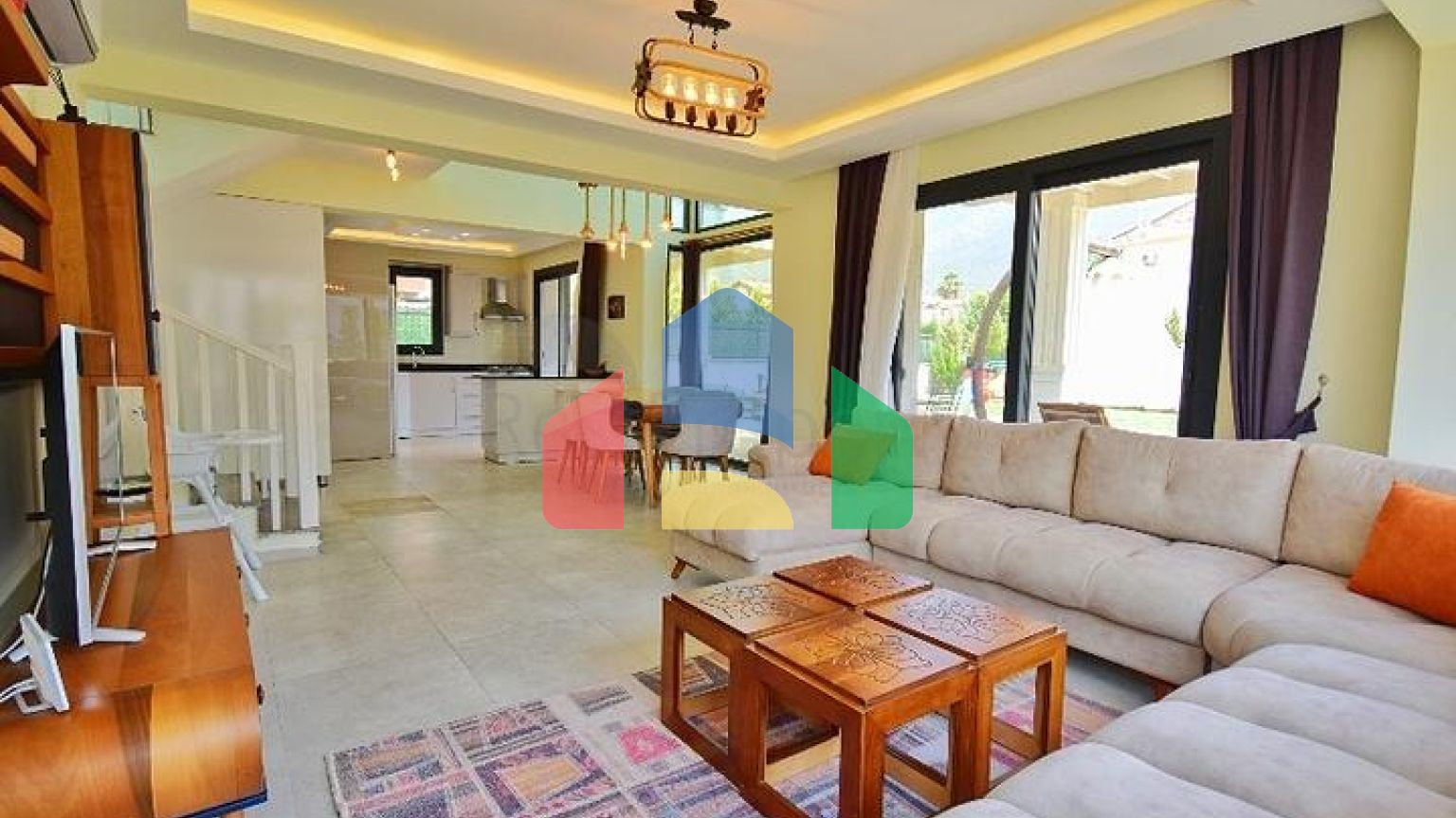 Вилла планировки 4+1 в районе Фетхие