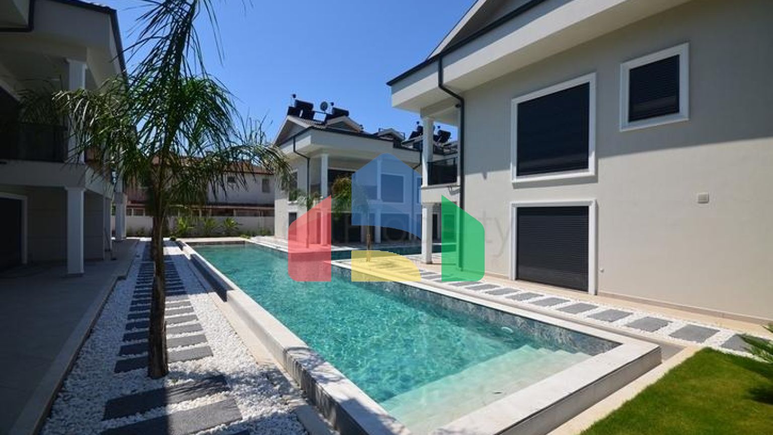 Квартира планировки 3+1 в районе Фетхие - Анталия