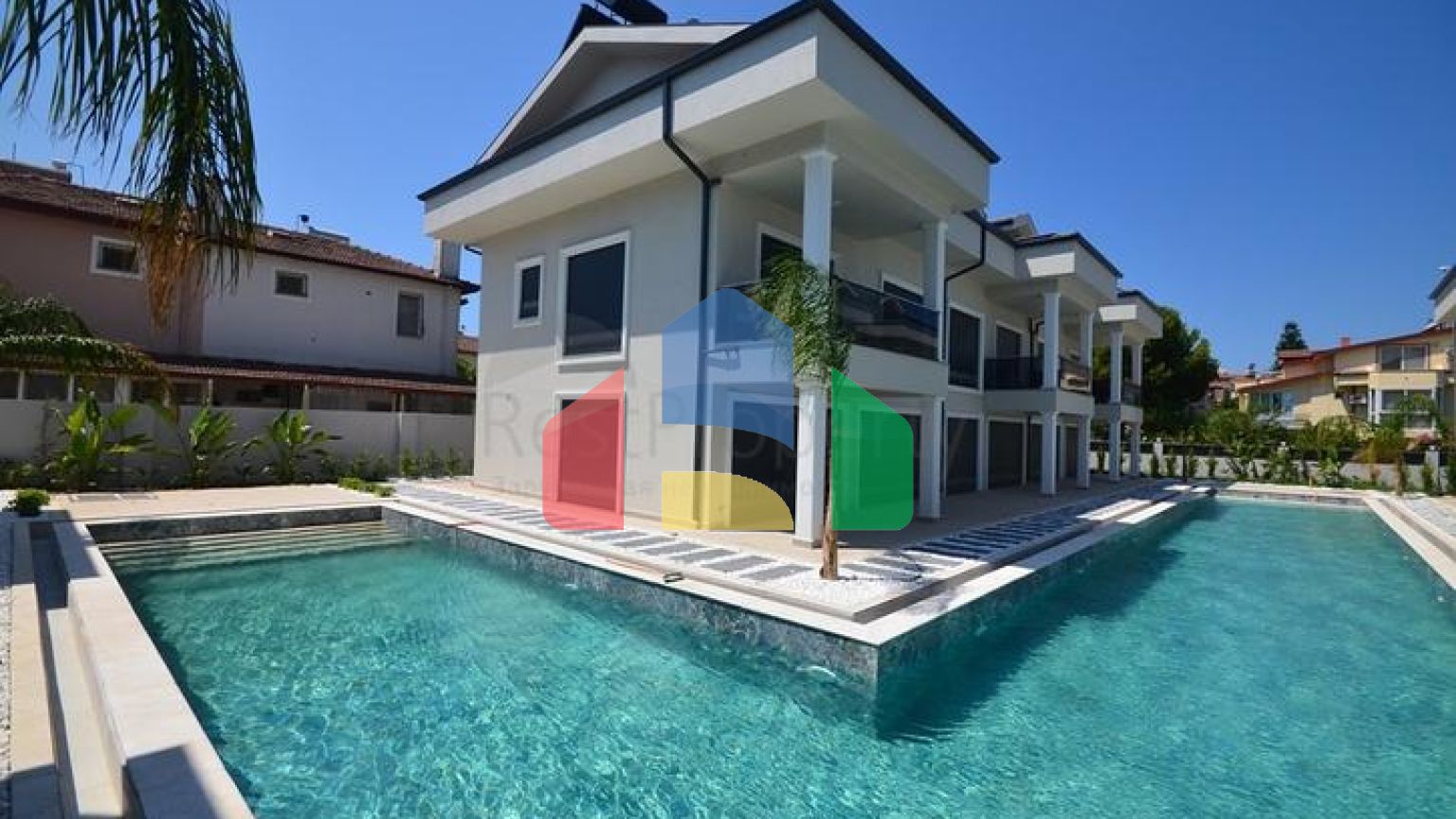 Квартира планировки 3+1 в районе Фетхие - Анталия