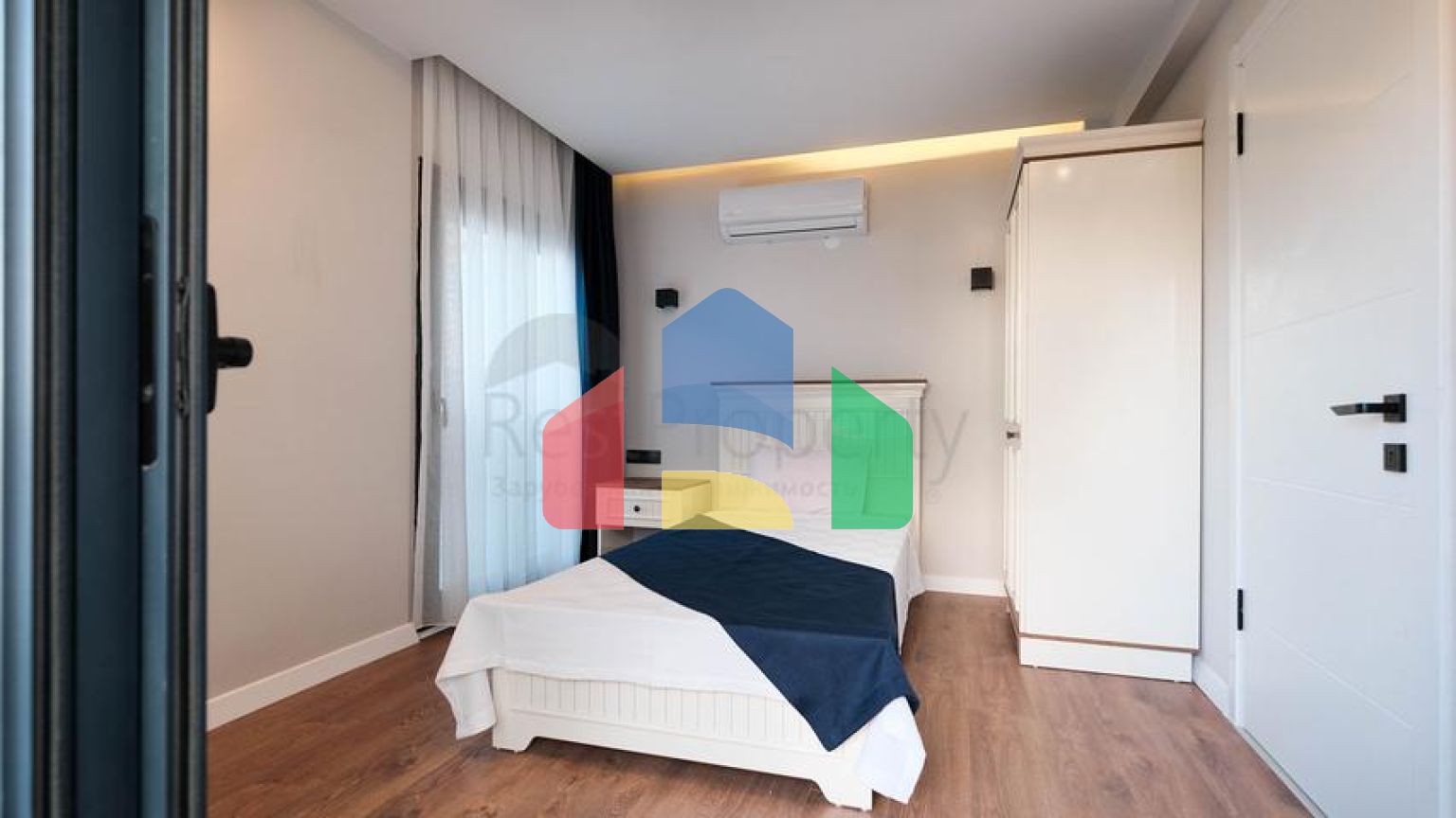 Вилла планировки 4+1 в районе Фетхие - Анталия