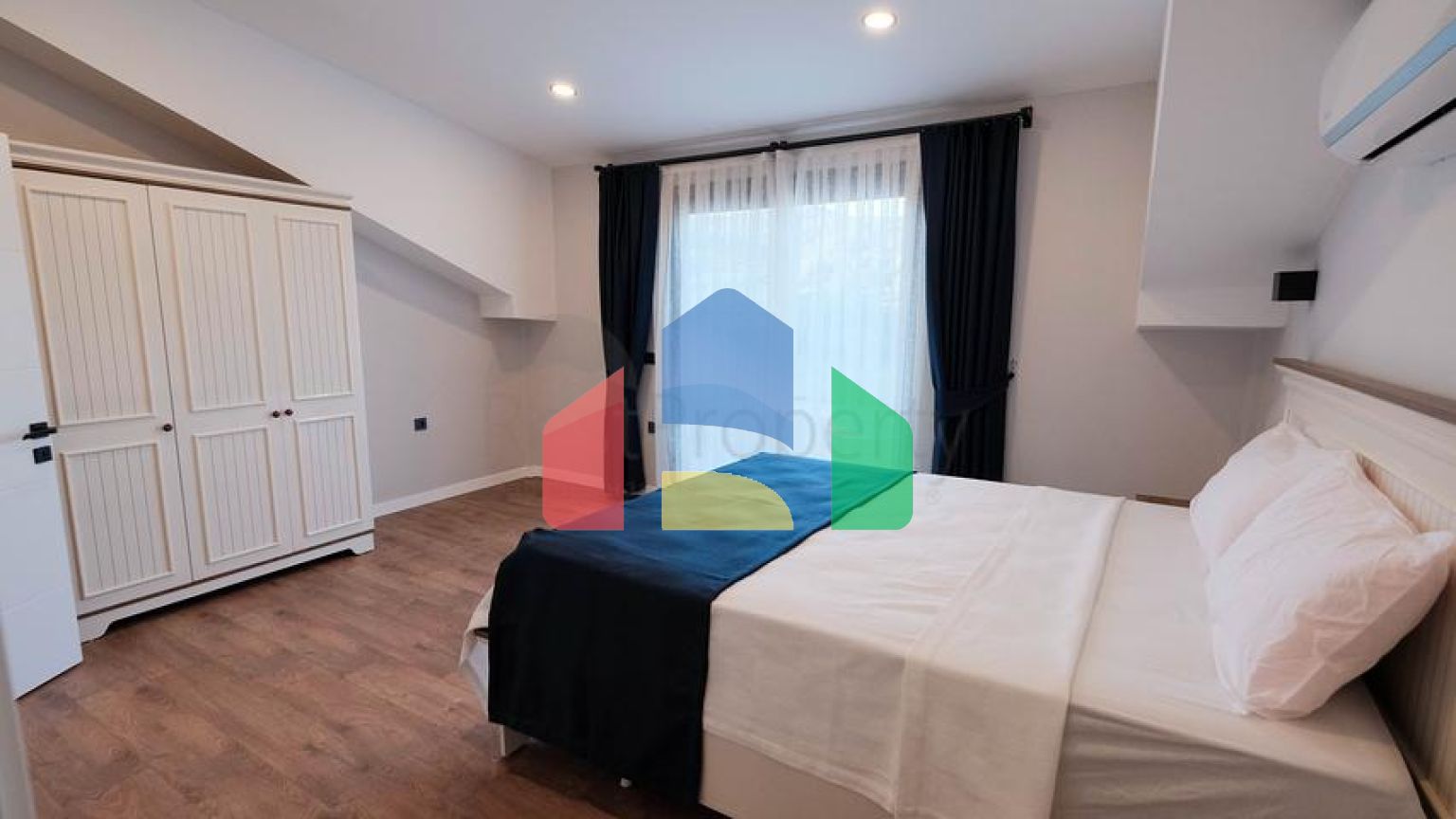 Вилла планировки 4+1 в районе Фетхие - Анталия