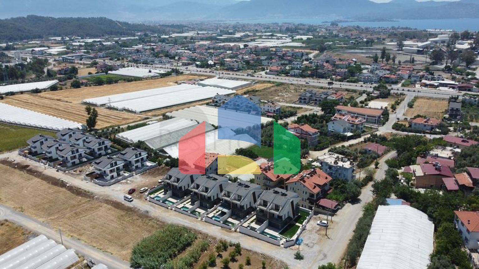 Вилла планировки 4+1 в районе Фетхие - Анталия