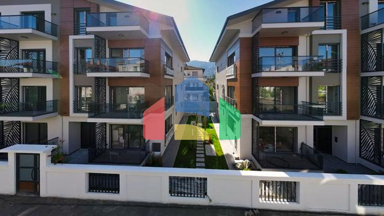 Квартира планировки 4+1 дуплекс в районе Фетхие - Анталия