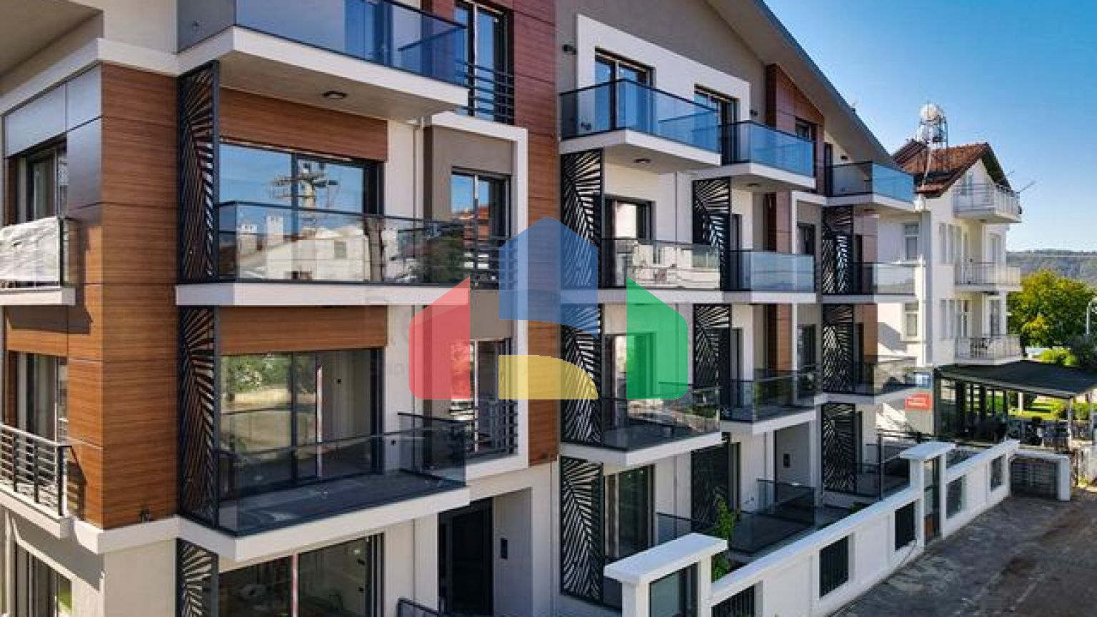 Квартира планировки 4+1 дуплекс в районе Фетхие - Анталия