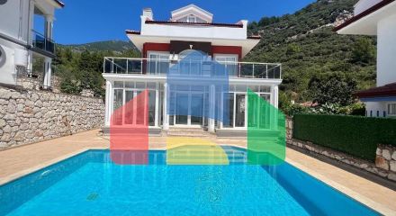 Вилла планировки 3+1 в районе Фетхие - Анталия