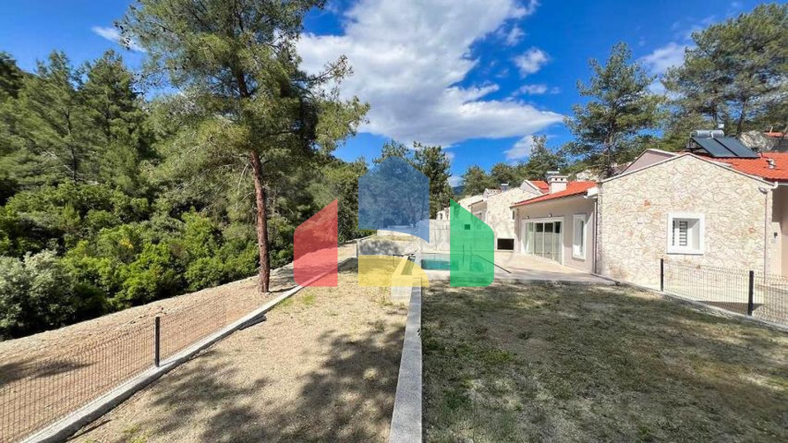 Вилла планировки 3+1 в районе Фетхие - Анталия