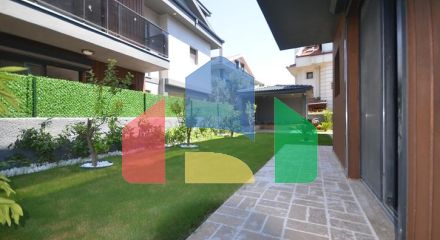 Вилла планировки 6+1 в районе Фетхие - Анталия