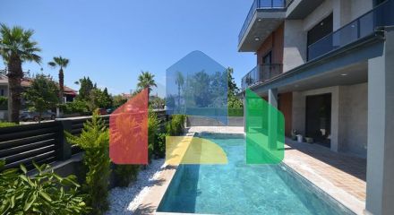 Вилла планировки 6+1 в районе Фетхие - Анталия