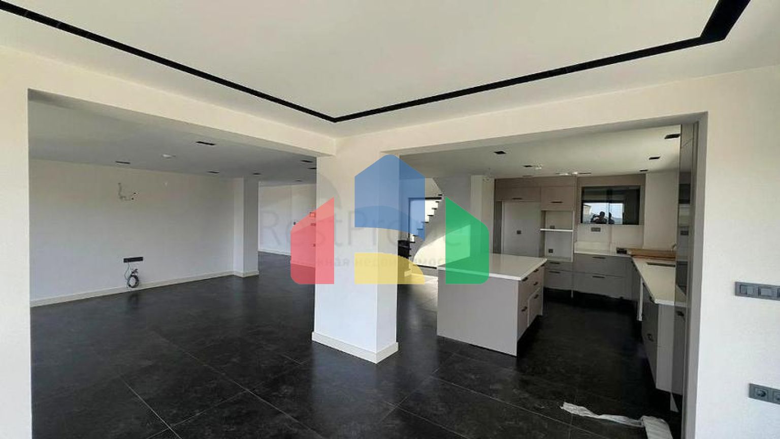 Вилла планировки 6+1 в районе Фетхие - Анталия