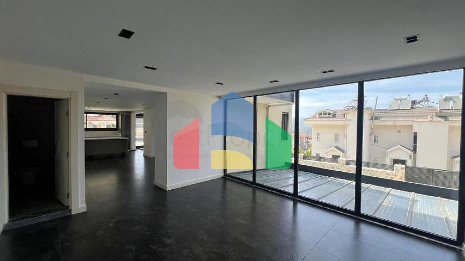 Вилла планировки 6+1 в районе Фетхие - Анталия